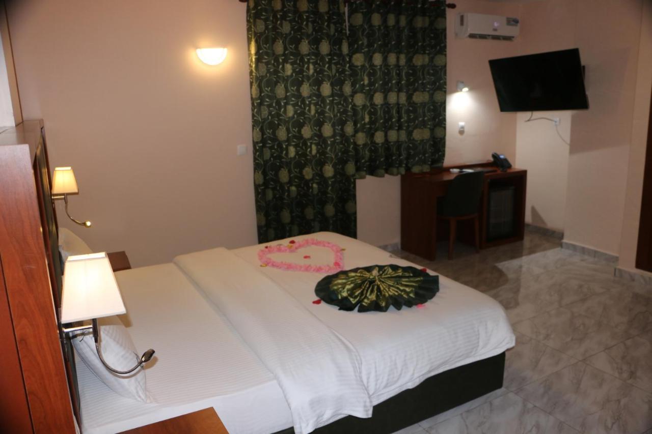 Hotel Jouvence International Yaoundé Exteriér fotografie